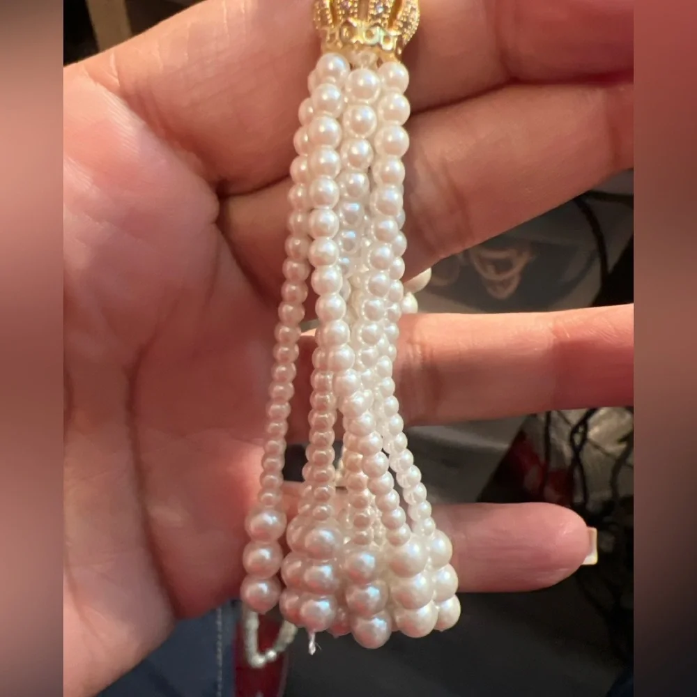 Elegant Faux Pearl Necklace w/ Red Butterfly Pendant & Tassel Vintage Style - Picture 4 of 7